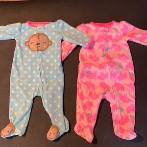 Simple Joys by Carters fleece zip up footed pjs